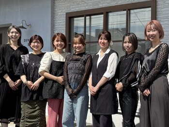 ディーヴァヘアーエズ(DIVA hair Eze)の写真/女性スタッフオンリーの居心地のよい上質空間でリラックス♪毎日がより楽しくなるお洒落スタイルをご提案！