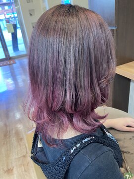 ヴィサージュクルー(VISAGE crew) コントラストのあるデザインカラー！