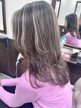 ベルヘアーデザイン 堺東(Belle hair Design) ハイライトレイヤーカットイルミナカラー20代30代40代堺東