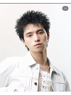 アストラ(ASTRA) MEN’S HAIR/サーフカール/刈り上げセンターパート