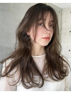 ロン(ron) まろやかミントベージュ/レイヤーカット/ミディアムレイヤー