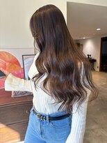 ヘアーアイストゥーレ(HAIR ICI TRE)&nbsp;ブリーチなし　ヘーゼルベージュ　ロングレイヤー　春カラー