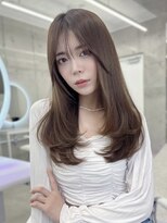 フォンズ(FONS)&nbsp;透明感グレージュカラー/ベージュカラー/ロングレイヤー/表参道