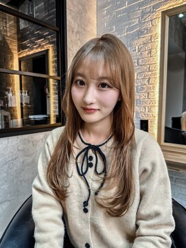 ウィローズ(WILLOW'S) 透明感ベージュ×まとまる艶ロング