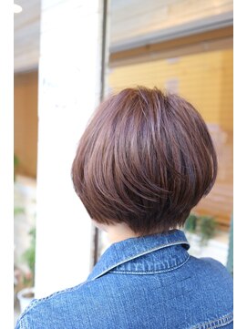 エコルアヘアー(ecolua hair) ショートボブ×ラベンダーアッシュ