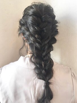 セシルヘアー 博多駅前店(Cecil hair) 透け感たっぷりふんわりアレンジ