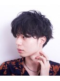 太めの束で動きのあるマッシュ