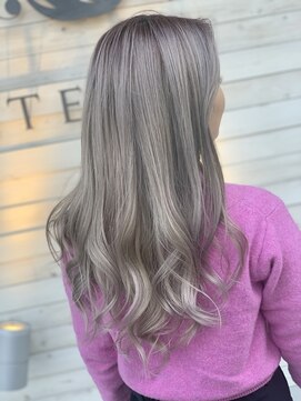 ステラ ヘアモード 新長田店(STELLA hair mode) ホワイトカラー