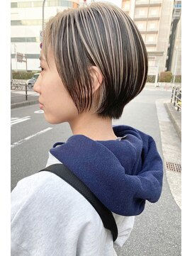 リュヌ ホロスコープ(lune horoscope) アウターカラー×ショートボブ