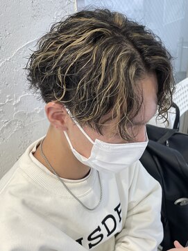 フィフス 原宿(fifth) 波巻きスパイラルツイストスパイラルパーマツーブロックパーマ