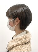 襟足スッキリ丸みショート