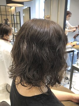 ネオリーブギンザ 銀座店(Neolive GINZA) ボブパーマ ウェーブパーマ 結べるボブ グレージュ (銀座)