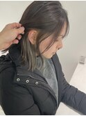 切りっぱなし外ハネミディアム×インナーカラーグレーベージュ