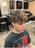 steelo 海外風パーマ×ハイライト
