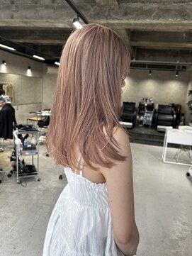 ネアー 新潟(NEER) ミルクティーカラー◯レイヤーカット◯ピンクベージュ