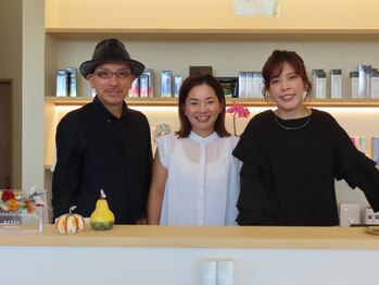アルティ 美容室 artieの写真/ベテラン女性スタイリスト在籍！初めての方も話しやすい雰囲気で、お悩みや理想のスタイルも相談しやすい☆