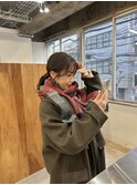 ベージュ