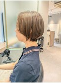 【丸みショート】柔らかなシルエットでつくる上品ショートヘア