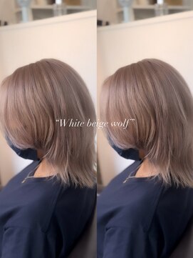 ファンプラス(FUN +) “ホワイトベージュウルフ”