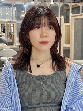 ラベルムバイエーケー(La Belleme by AK) 【ワイドバング×ハッシュカット◎】