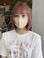 アム(am)&nbsp;大人シアーベージュミニウルフボブミディアムレイヤー