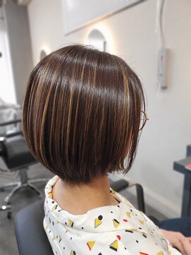 ジールヘアー(GIIL HAIR) ショートボブ