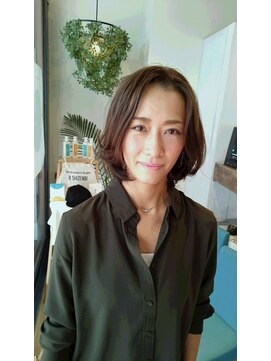 美容室 スタジアム(Stadium) ミディアムグラデーション