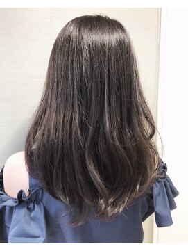 美容室 かんしゃ かんしゃ【Mariko】重ためライン×うる艶ロングアッシュ