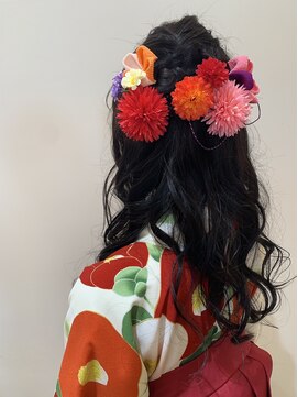 ヘアー デザイナーズ サロン アヴァンセ(HAIR DESIGNER'S SALON AVANCE) セット+袴着付け