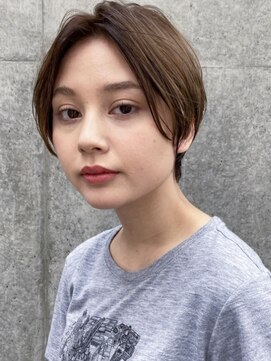 サーカス バイ ビュートリアム 青山(CIRCUS by BEAUTRIUM) 前髪長め　ショートヘア　ショートボブ　ハンサムショート　青山
