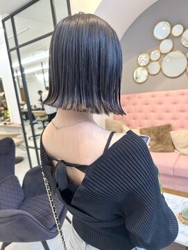 サンド 大阪梅田(sand) @rika__hair [大阪梅田駅/マッシュ/くびれヘア/メルティカラー]