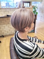 ヘアーアンドスパ フラップス(FLAPS) ブリーチ/ライトグレージュ