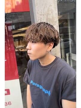 アウラ(AURA) 波巻きスパイラルパーマ