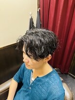 ヒロギンザバーバーショップ 神楽坂店(HIRO GINZA BARBER SHOP)&nbsp;センターパート×ゆるめツイスパ