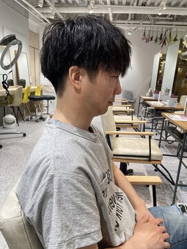 ゼストララ(ZEST Lara) メンズツイストパーマ　ツイスパ　スーツに合うメンズカット