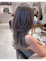 レイラバイアフロート 吉祥寺(Lila by afloat)&nbsp;◎レイヤーカット／ウルフカット/ネビージュ/20代30代40代