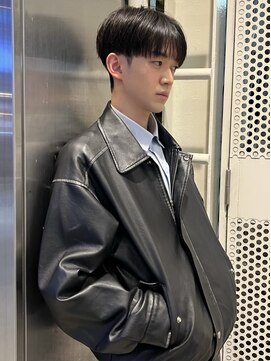 ゼストプール(ZEST POOL) シースルーマッシュ　センターパート