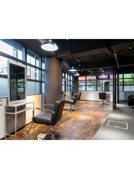 男性必見！プライベート感漂う少人数サロンだから落ち着いて過ごせる◎貴方だけの贅沢なサロンタイムを