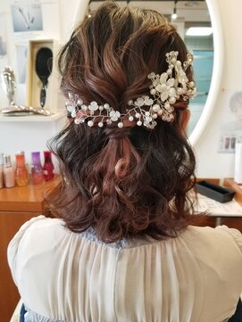 イムス マドモアゼル(imus madomoazel) ふわふわハーフアレンジ