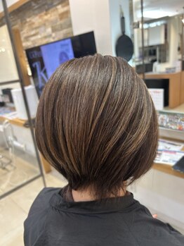 ラピスリビング 戸祭店(LAPIS LiViNg)の写真/【戸祭/競輪場通り】似合わせカットやナチュラルなカラー、白髪ぼかしカラーでオシャレを楽しみましょう！