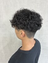 トリコ(ToricO) スペインカール 刈り上げショート スパイラルパーマ 波巻き