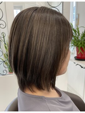 サロンドノア(Salon de NoA) ミディアムヘア