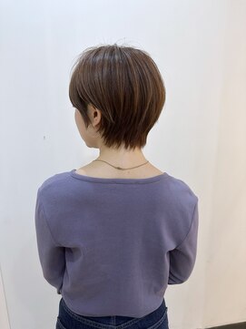 ブレンドバイハピネス(Blend by happiness) 丸みショートくびれショートベージュ奈良大和西大寺