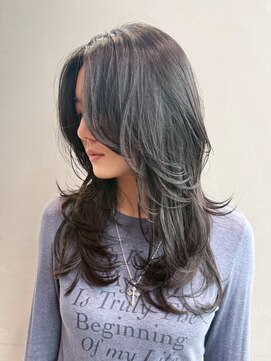 シオン(shion) ロングオリーブグレー顔周りレイヤー韓国ヘア_ba571722