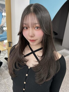 ボタン 熊本(VOTAN) 透ける暗髪/レイヤーカット/顔まわり/韓国ヘア/熊本美容室