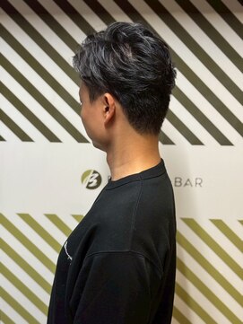 バーバーバー アカバネ(BARBER-BAR AKABANE) 大人のサイドパートスタイル