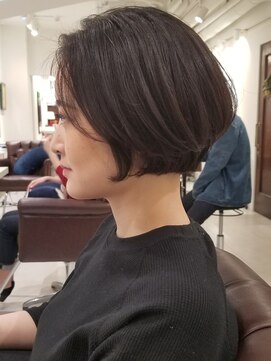 インビテーション(invitation) 黒髪ショートボブ