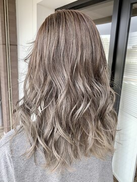 グリッター 赤塚店(GLITTER) グレージュ×レイヤー