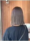 ◎シルバーグレージュ×切りっぱなしボブ