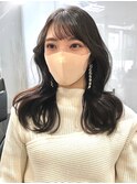 フェミニンふんわりカール黒髪ダークアッシュヘルシースタイル